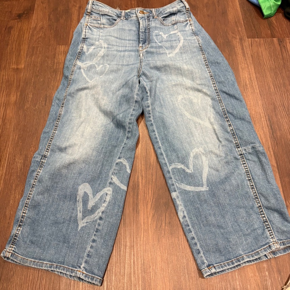 Pilcro Anthropologie Heart Print Barrel Jeans Wide Leg Faded Crop Denim Pants 26